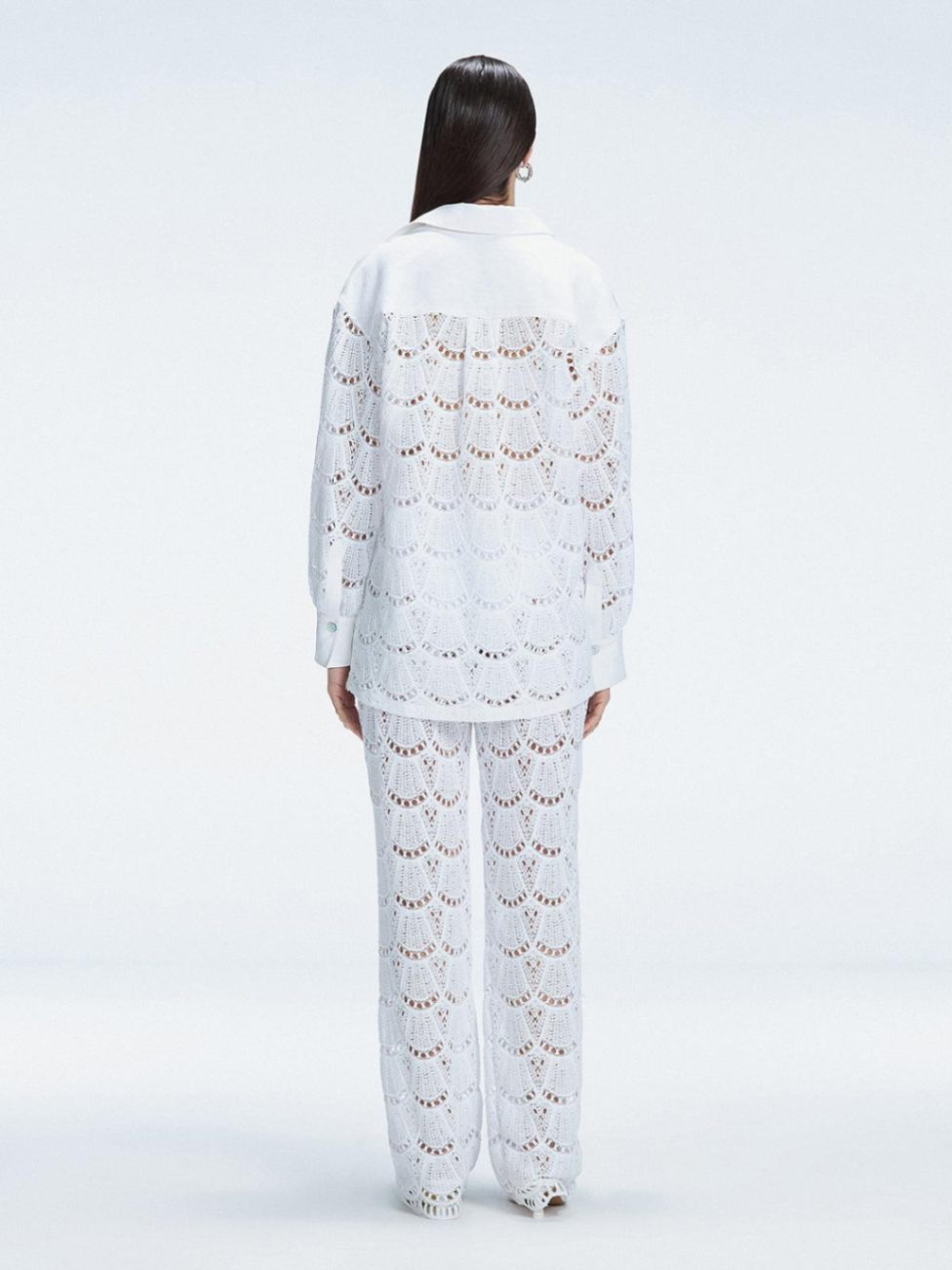 Nola White Long Sleeve Cotton Shirt | Moeva | Shirt | Each week unveils new pieces—luxury swimwear, fluid resort silhouettes, and elevated summer-to-evening essentials designed to carry you from coastal escapes to city nights.