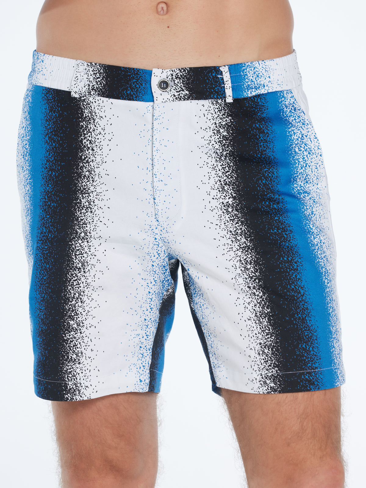 Dominic Blue Degraded Cotton Shorts | Moeva | Shorts | Each week unveils new pieces—luxury swimwear, fluid resort silhouettes, and elevated summer-to-evening essentials designed to carry you from coastal escapes to city nights.