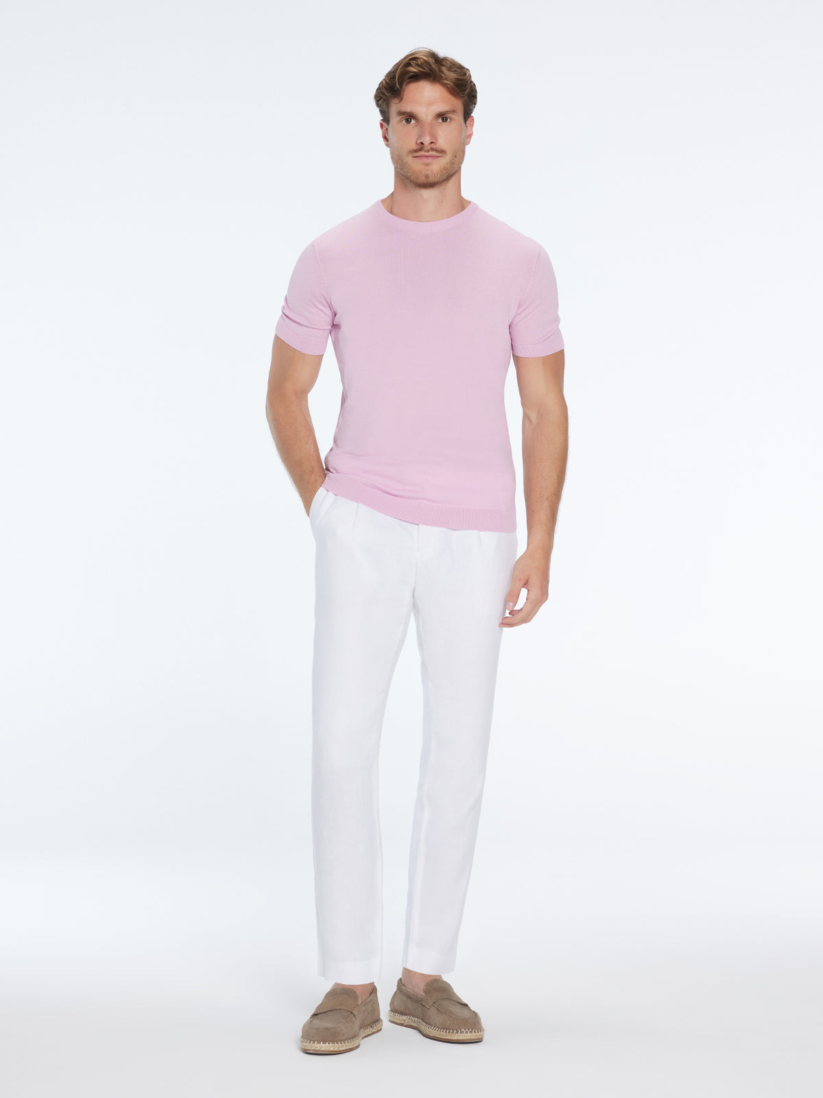Baron Pink Round-Neck Cotton T-Shirt | Moeva | T-Shirt | Each week unveils new pieces—luxury swimwear, fluid resort silhouettes, and elevated summer-to-evening essentials designed to carry you from coastal escapes to city nights.