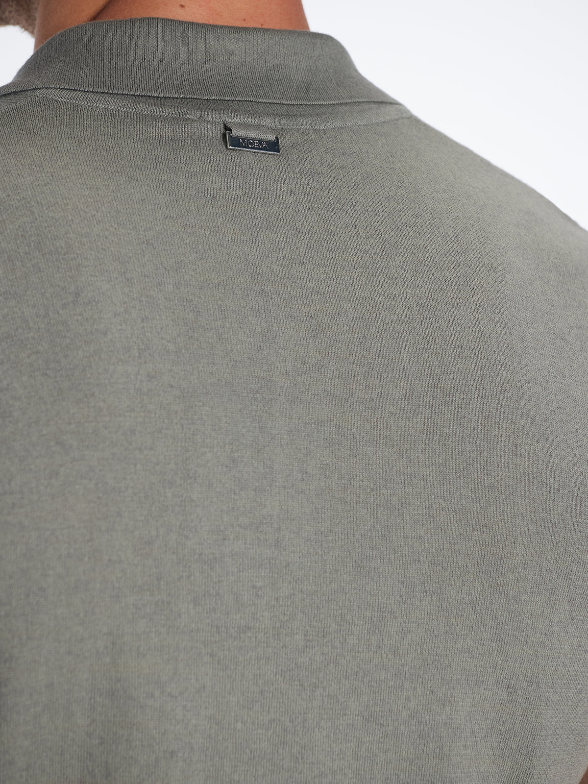 Johan Khaki Cotton Polo Shirt | Moeva | T-Shirt | Each week unveils new pieces—luxury swimwear, fluid resort silhouettes, and elevated summer-to-evening essentials designed to carry you from coastal escapes to city nights.