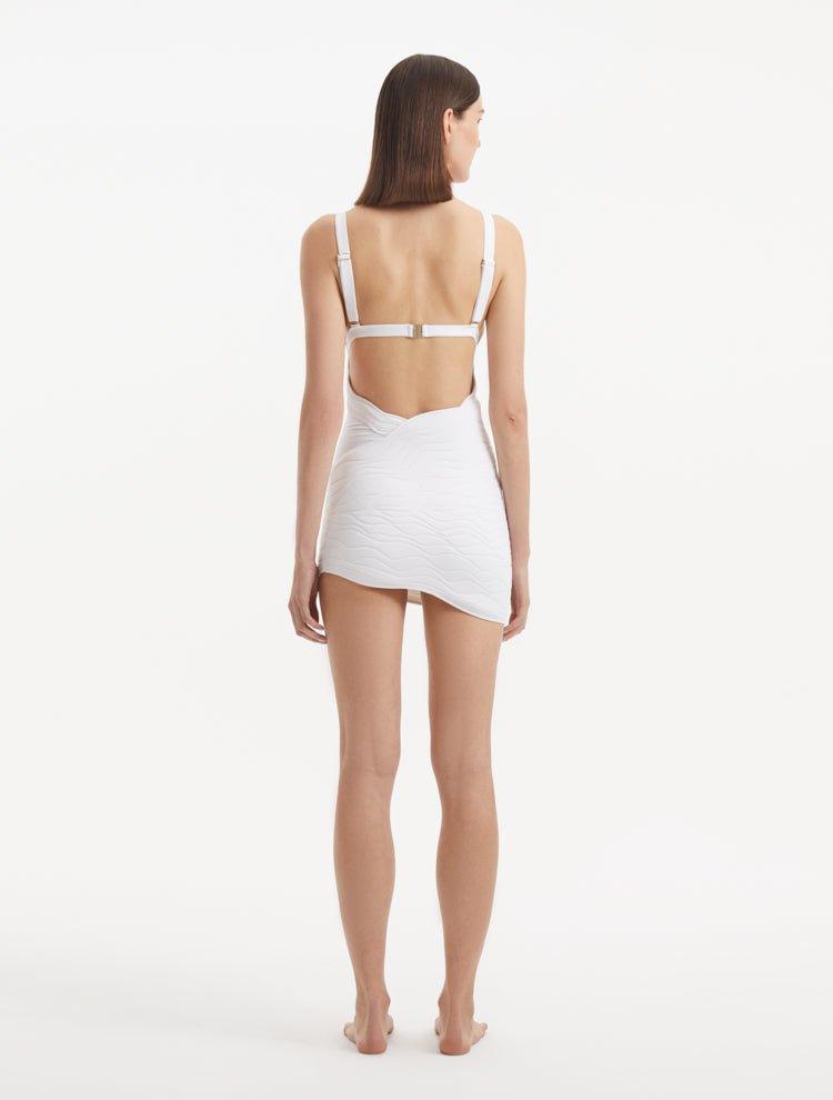 Ephram White Wave-Textured Mini Skirt Skirt | Moeva | Skirt | Each week unveils new pieces—luxury swimwear, fluid resort silhouettes, and elevated summer-to-evening essentials designed to carry you from coastal escapes to city nights.