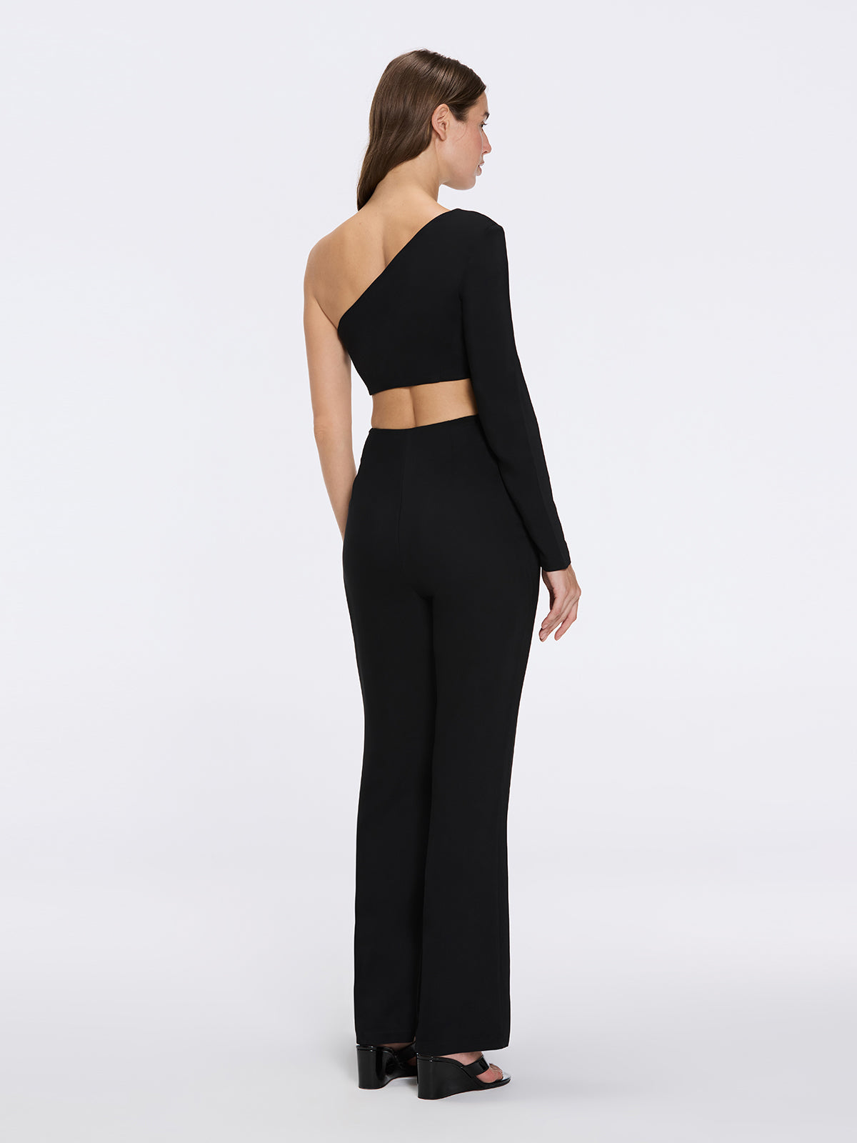 Evangeline Black-White High-Waist Straight-Leg Pants | Moeva | Pants | Each week unveils new pieces—luxury swimwear, fluid resort silhouettes, and elevated summer-to-evening essentials designed to carry you from coastal escapes to city nights.