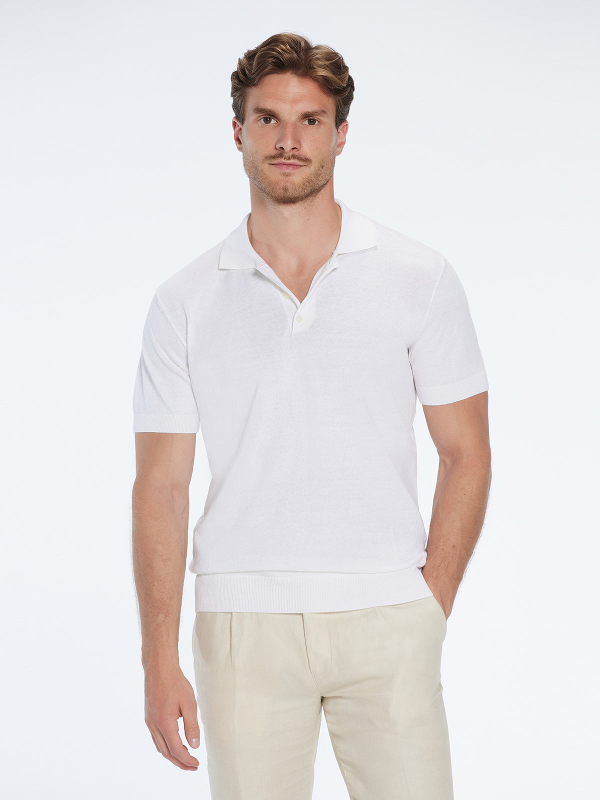 Johan White Cotton Polo Shirt | Moeva | T-Shirt | Each week unveils new pieces—luxury swimwear, fluid resort silhouettes, and elevated summer-to-evening essentials designed to carry you from coastal escapes to city nights.